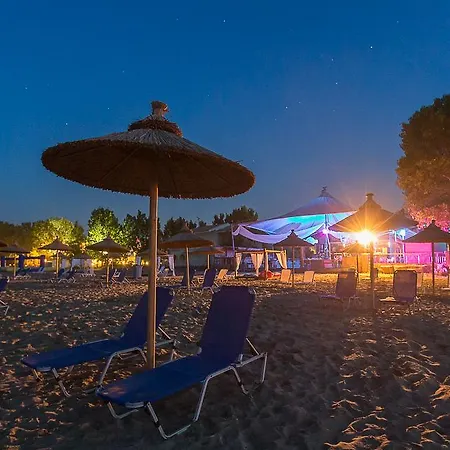 Island 3* Kávos