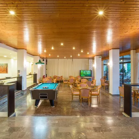 Hotel Island 3*
